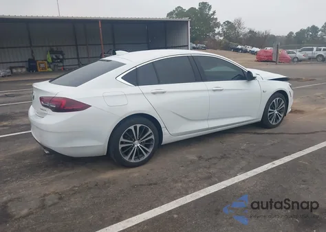 2018 Buick Regal Sportback Essence from USA, damaged, VIN W04GP6SX0J1119678